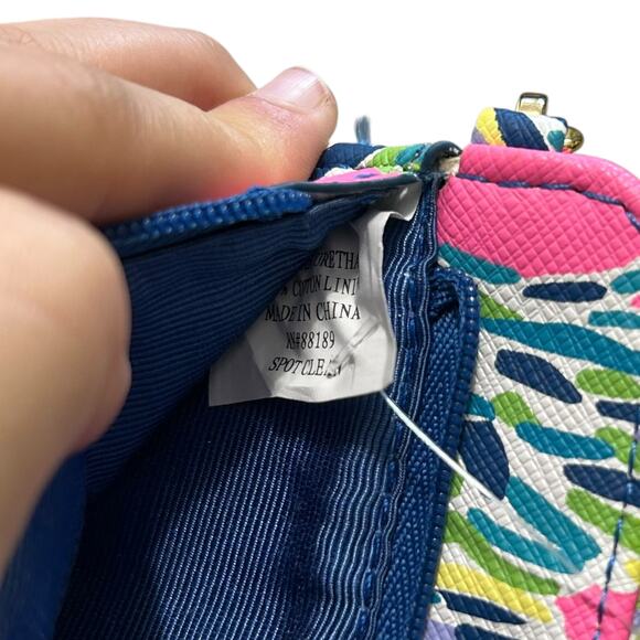 Lilly Pulitzer Call Or ID Crossbody Wallet NWT Gold Chain Tropical Maximalist - Picture 6 of 6